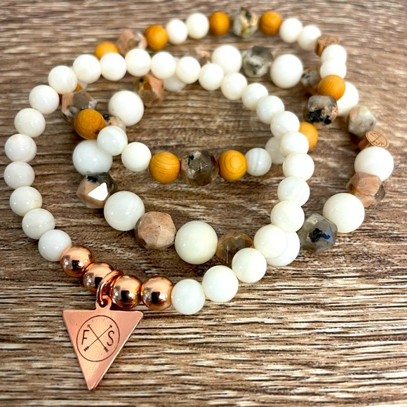 Gemstone Bracelet set - Picture 2 of 2